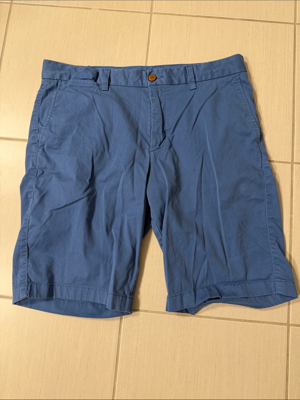 Tommy Bahama Men's Flat Front Shorts in Blue